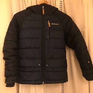 Patagonia navy blue down jacket Boys size medium/size 8-10